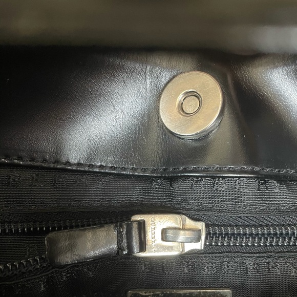 Burberry hobo bag - Picture 9 of 12